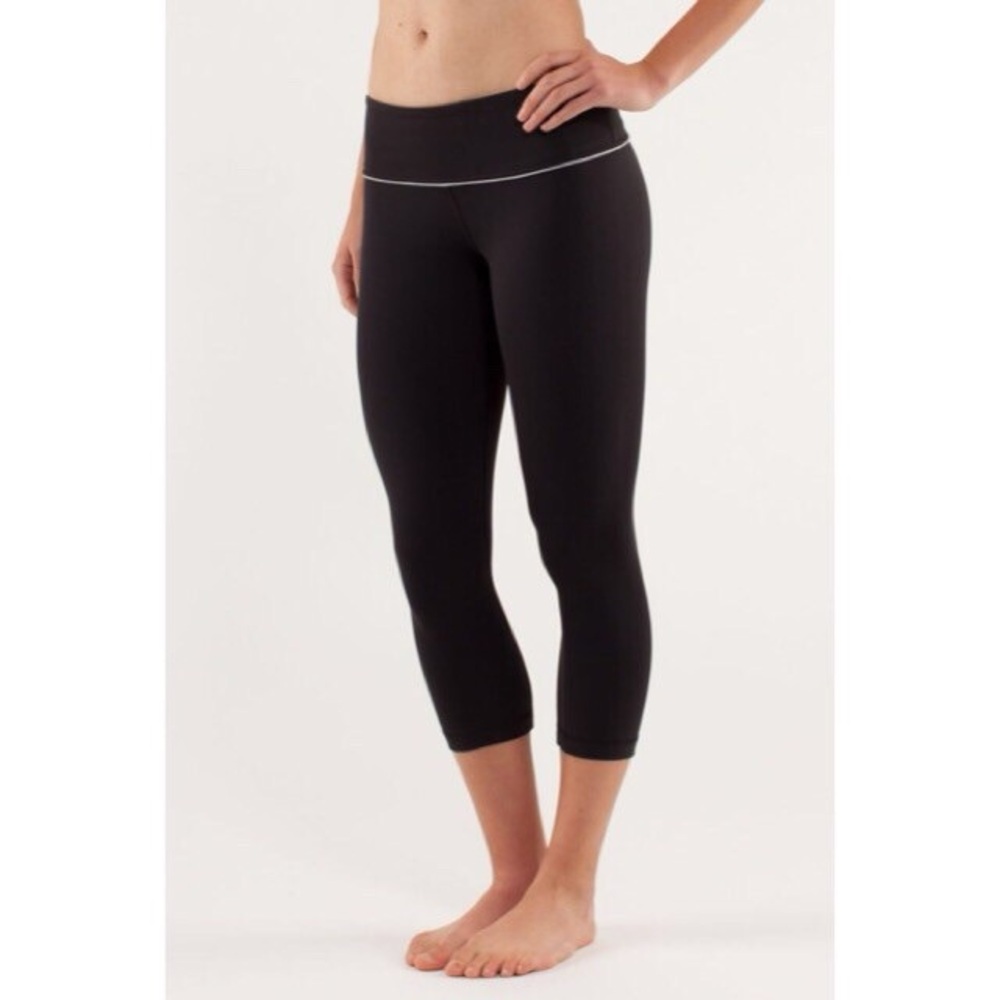Lululemon Womens Black Wunder Under Crop Silver Slate Leggings